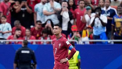Ronaldo fails to score in disappointing Portugal opener as England dismantle Croatia in 4-2 win