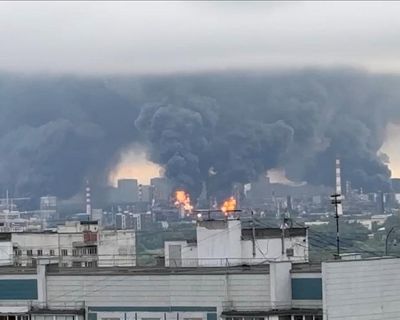 Moscow oil refinery struck in Ukraine’s biggest air raid on city since start of war