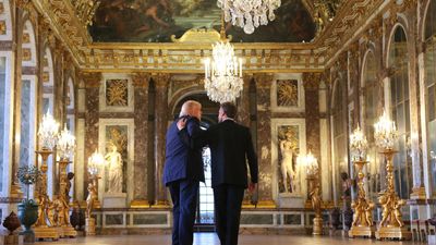 G7 leaders back tougher stance on Russia as Trump shifts line