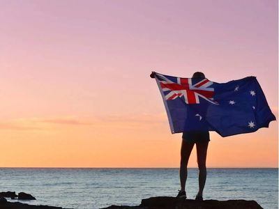 Australia says net migration down as far-right popularity surges