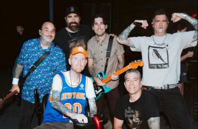 New Found Glory’s Chad Gilbert makes emotional return to stage in mobility scooter amid cancer battle as daughter watches first show