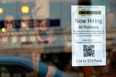 Eager to work, teens find a frustrating summer job search