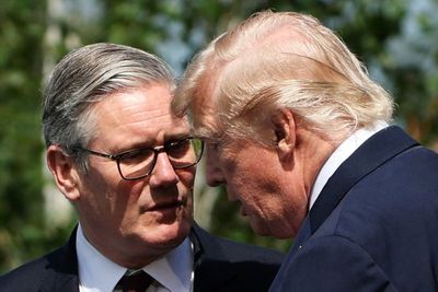 Fact check: Donald Trump shook Keir Starmer’s hand at meeting