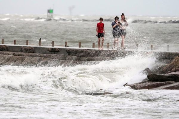 Tropical Storm Arthur downgraded from cyclone as it makes landfall in Texas