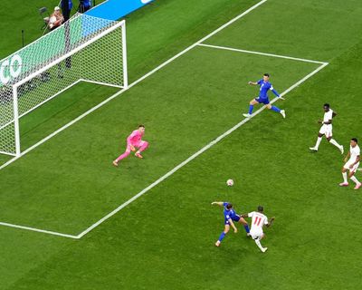 Marcus Rashford hits the high notes after playing second fiddle to Anthony Gordon