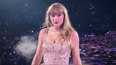 An Expert Explained Exactly Why Putting On A Wedding At Madison Square Garden Is A Giant Flex For Taylor Swift