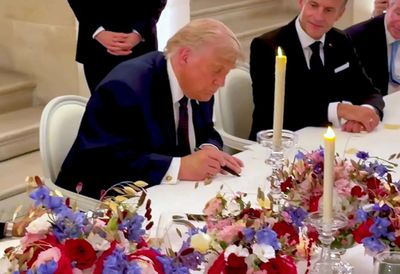 How Trump decided to sign a deal with Iran at Versailles palace