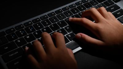 Click check: social network urges users to find fakes