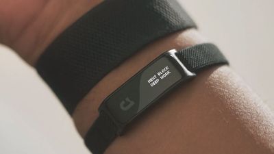 The Jaye Band is 'the world’s most discreet minimalist smartwatch' and wants to save you from your smartphone addiction