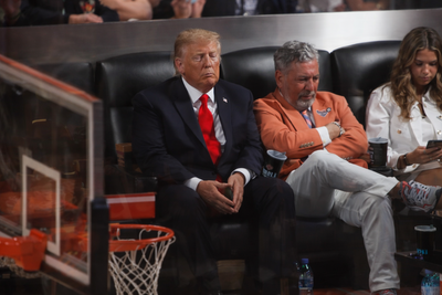 Will the Knicks Boycott Donald Trump? Championship Squad Strongly Urged to Accept White House Invite
