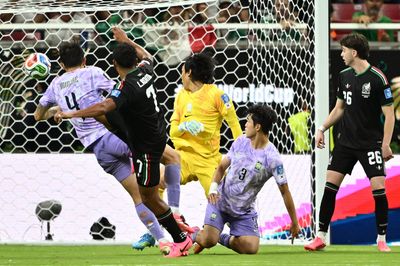 Defense and Patience: How Mexico Beat South Korea Without Dominating