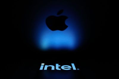 Stocks Rally on Middle East Peace, Apple-Intel Deal: Stock Market Today