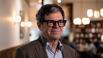 'Godfather of AI' Says xAI Can't Compete with OpenAI and Anthropic, Calls It a 'Failure'
