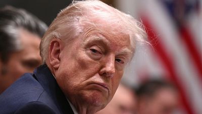 Trump says Apple has agreed to build chips with Intel in the USA