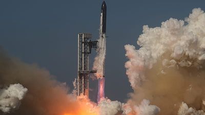 SpaceX lands investment-grade credit ratings as shares tumble from record high