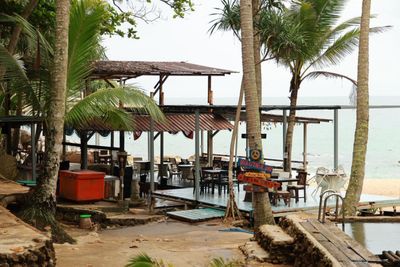 Phuket's Nui beach encroachers given tear-down ultimatum