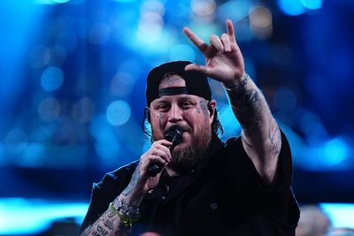 Jelly Roll and Bunnie Xo are ‘still having a baby together’ despite split