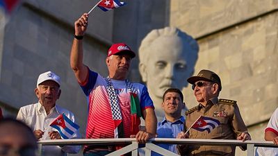 Cuba approves economic reforms to expand private investment