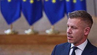 EU Commission approves Hungary's revised €10bn recovery plan at Magyar's first EU summit