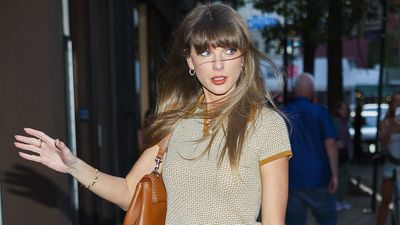 “Got so inspired, got the songwriter zoomies. Went home, wrote the song for Toy Story 5. We have now produced it and I’m doing vocals”: Taylor Swift appears to confirm that I Knew It, I Knew You was written, recorded and produced in around eight hours