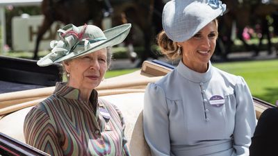 Harriet Phillips's adorable subtle tribute to husband Peter as she makes grand entrance with the Royal Family at Ascot