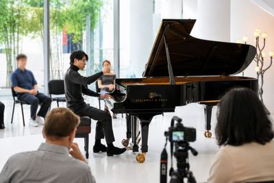 Where invisible virtuosity meets musical depths