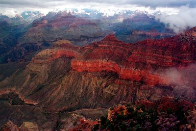 3 hikers die of suspected heat-related illness during rising temperatures at Grand Canyon