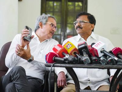 Shiv Sena (UBT) issues fresh show cause notice to absentee MPs, threatens 'disqualification'
