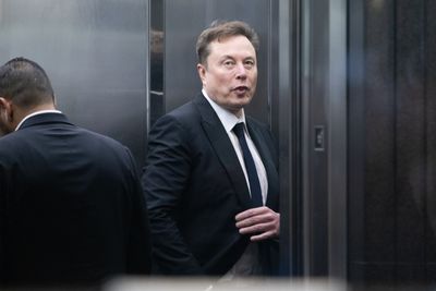 Why odds of SpaceX merger with Tesla keep climbing every time the stock shoots up