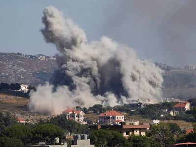 Israeli strikes kill 10 in Lebanon hours despite ceasefire