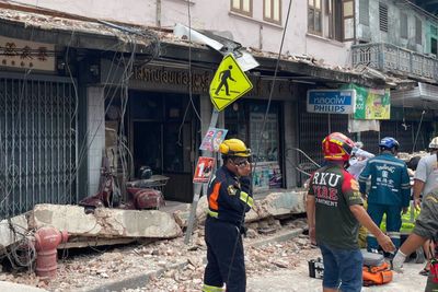 Man killed as concrete balcony collapses in Bangkok