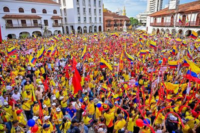 Ghost of far-right paramilitaries hovers over Colombia’s presidential runoff vote