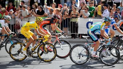 Older woman wanted a better look at Saarland Trofeo Juniors. Then she stepped onto the course with her rollator — while riders flew past at full speed