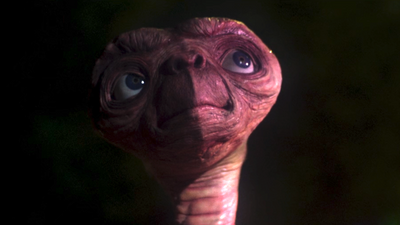 I’m So Glad Steven Spielberg Finally Revealed Whether E.T. Was Slimy Or Dry