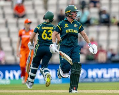 Beth Mooney calms injury fears as Australia crush the Netherlands in T20 Women’s World Cup
