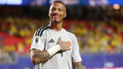 Curaçao frustrate Ecuador to keep debut World Cup campaign alive