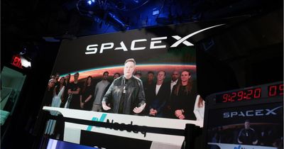 Elon Musk's trillionaire status is the result of a broken economic system
