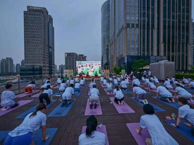 Consulate General of India in Shanghai hosts International Day of Yoga at Bund Finance Centre
