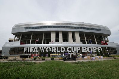 Who is the referee for Ecuador vs Curacao?