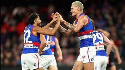 Brave St Kilda lose key duo in loss to Bulldogs