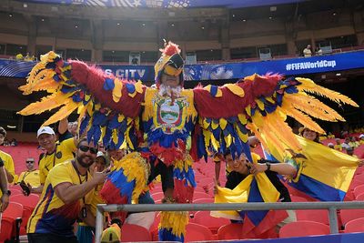 Who are the commentators, pundits and presenters for Ecuador vs Curacao?