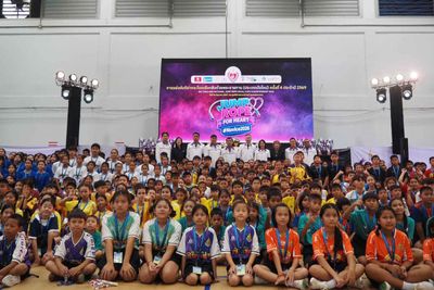 Jump rope competition for strong hearts