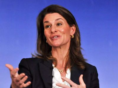 Melinda Gates urges tech tycoons to donate half their wealth