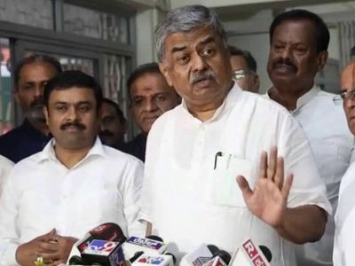 Hariprasad assumes charge as KPCC chief; accuses BJP-RSS of 'undermining' democracy, constitution