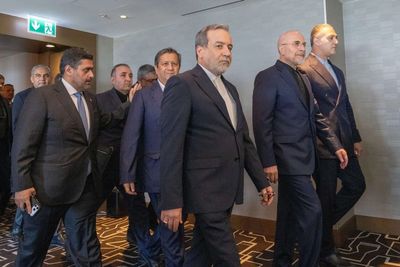 Iran halts Switzerland talks after Trump threatens fresh strikes