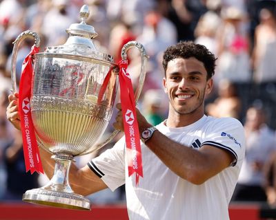 Cerúndolo fights back in marathon three-hour Queen’s final to defeat Paul