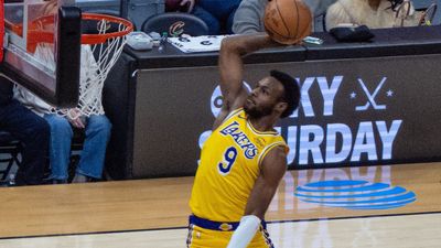 Bronny James Baby Rumours Debunked as Viral Picture Tricks Fans Into Thinking LeBron's a Grandpa