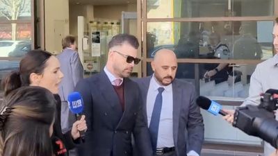 Photographer silent over Bondi victim theft charges