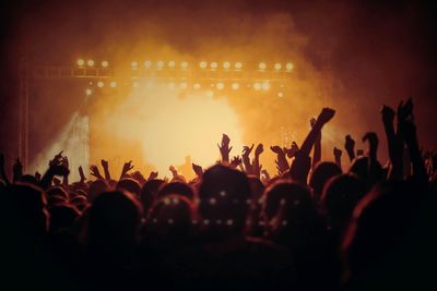 Goose Concert Tragedy: Online Comment Raises Unproven Claim of Being Pushed After Fatal MSG Fall