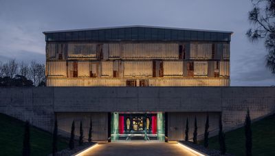 From a Shakespeare First Folio to Bowie’s handwriting: inside Mona’s new $100m library of 30,000 books